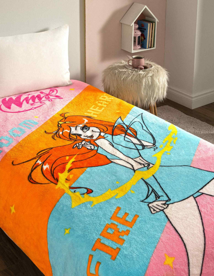 Taç Lisanslı Winx 2 Tek Kişilik Battaniye