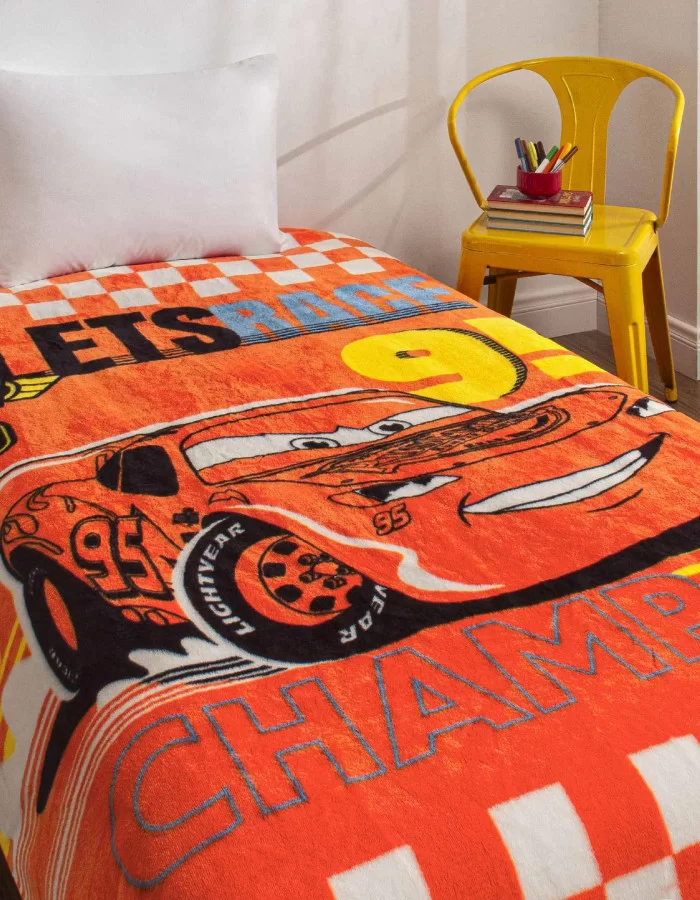 Taç Lisanslı Disney Cars Speed Tek Kişilik Battaniye