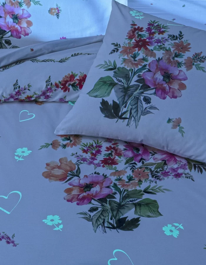 Taç Petunia Ranforce Çift Kişilik Throwlu Nevresim Seti Pembe (2025 Anneler Günü Özel Nevresimi)