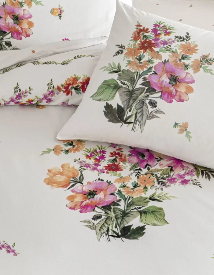 Taç Petunia Ranforce Çift Kişilik Throwlu Nevresim Seti Pembe (2025 Anneler Günü Özel Nevresimi)