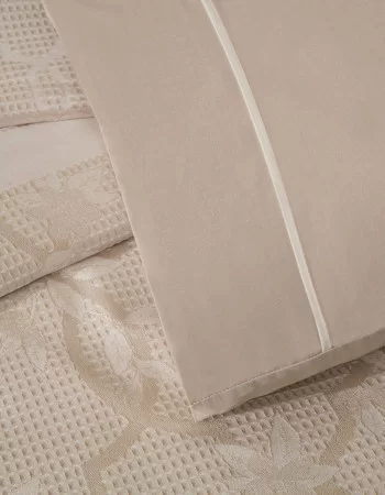 Taç Jakar Linora Çift Kişilik Pike Takımı Pudra (Simli Tasarım)